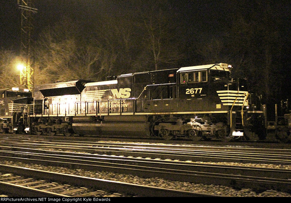 NS SD70M-2 #2677 on 25T
